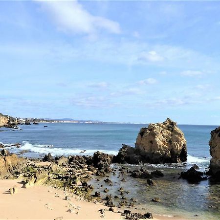 Sunny Apartment Close To The Beach Albufeira Zewnętrze zdjęcie